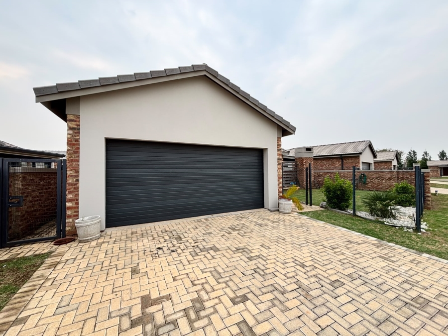 3 Bedroom Property for Sale in Baillie Park North West